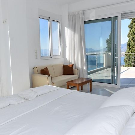 Verga Villas Resort Kalamata Exterior photo